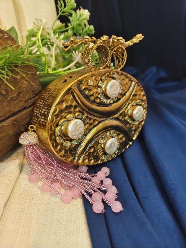 Resin with stone handmade clutch - Image 3