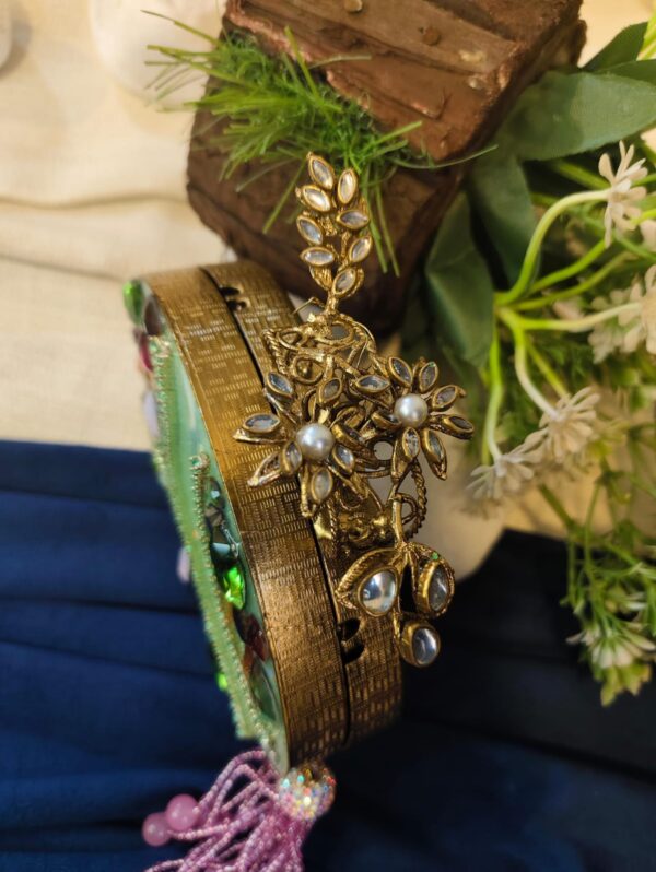 Resin with stone handmade clutch - Image 2