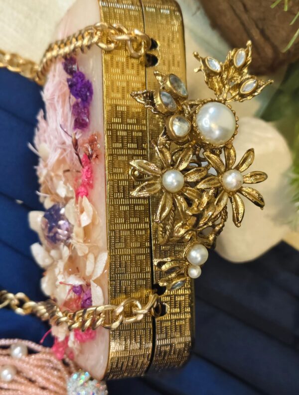 Resin 3D handmade mini clutch 😍 - Image 4