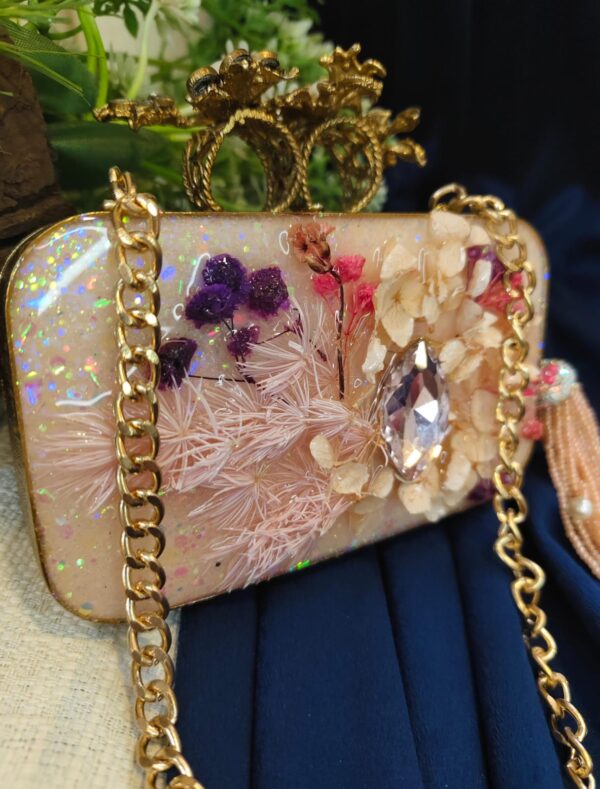 Resin 3D handmade mini clutch 😍 - Image 3