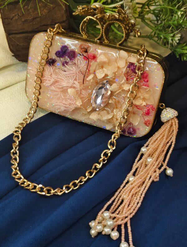 Resin 3D handmade mini clutch 😍