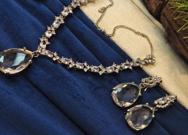 Beautiful doublet stone Necklace Set - Image 4