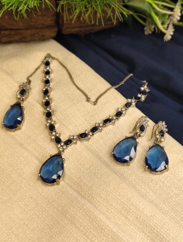 Beautiful doublet stone Necklace Set