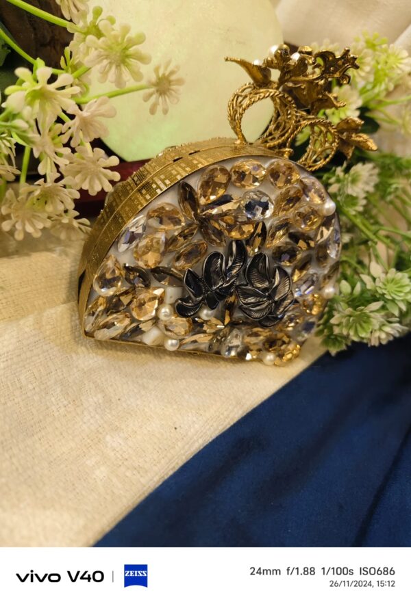 Hand made clutch - Image 2