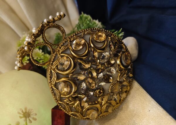 Handmade clutch round shap - Image 4
