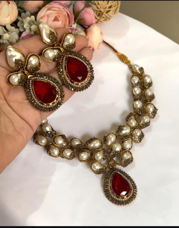 Desinger Handmade Mother of Pearl Set in Red color