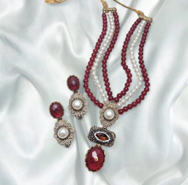 Jarao Mala handmade dublet stone red