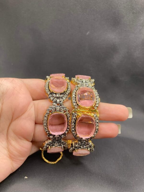RP jarao with dublet stone