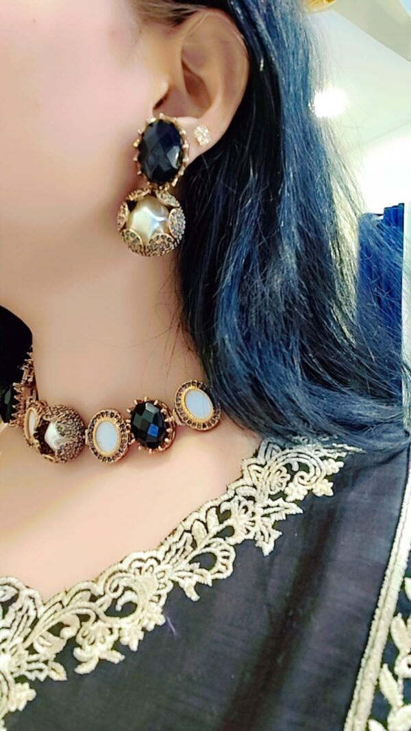 Designer set with mother pearls