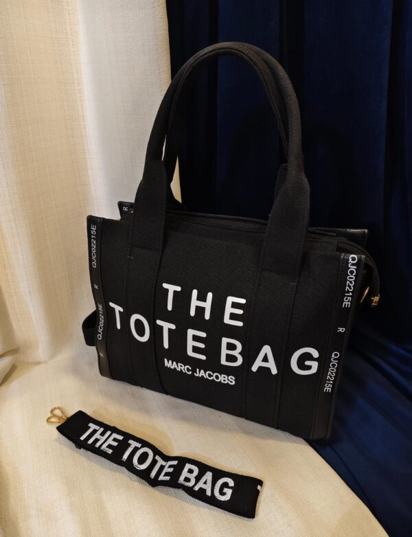 Premium quality tote bag with single compartment