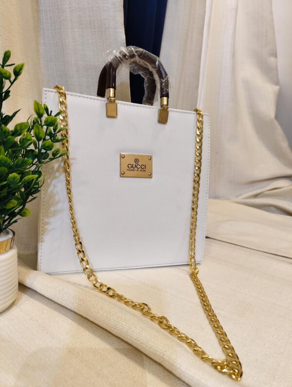 Gucci premium quality medium size tote bag with single compartment