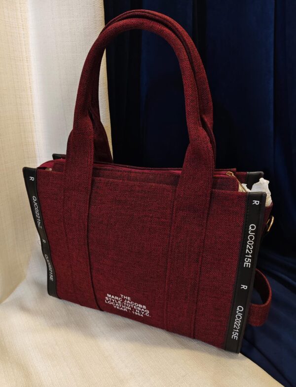 Premium quality tote bag with single compartment - Image 2
