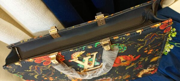 Lv big size tote bag with tradition print - Image 2