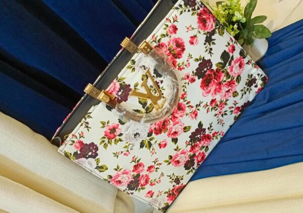 Lv big size tote bag with traditional print - Image 3