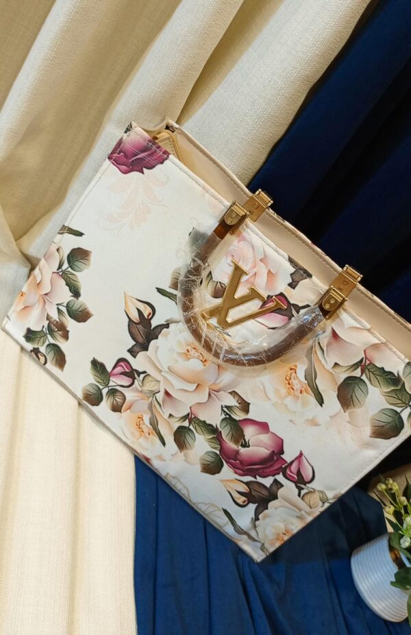 Lv big size tote bag with traditional print