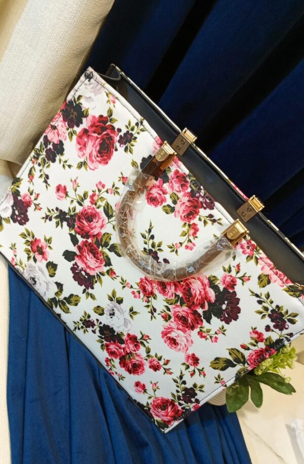 Lv big size tote bag with traditional print