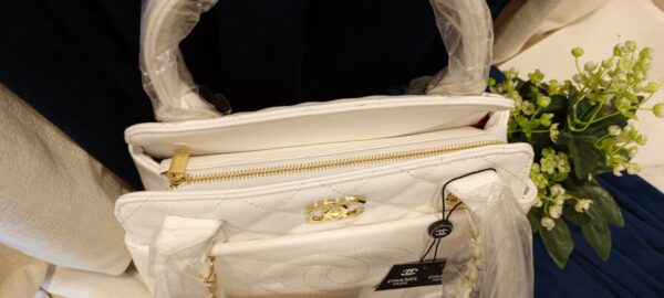 Premium quality of channel  medium size bag with small bag - Image 5