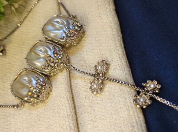 Introducing our exquisite up and down mother of pearl anja with hight quality zercone - Image 4