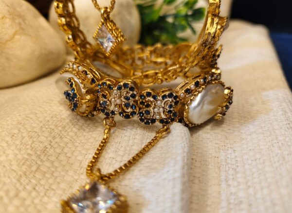 Our exquisite openable bangles - Image 4