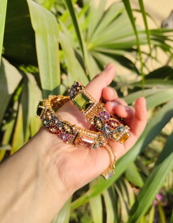 Dublet multi Bangles with Gold polish