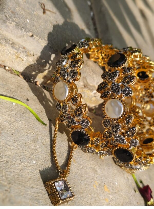 Mother of pearl bangles - Image 2