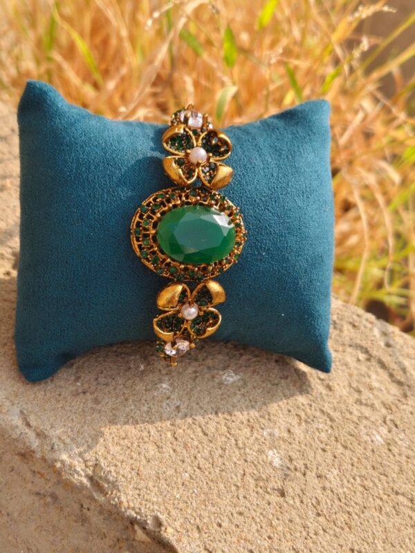 Beautiful up and down bracelet - Image 6