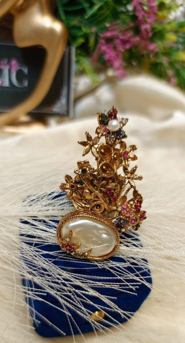 Designer adjustable ring available in dublet stone