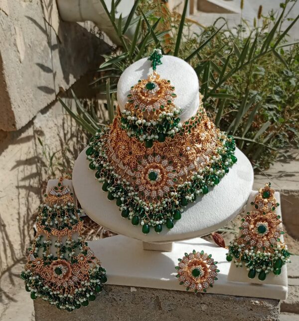 Heavy bridal set