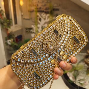 The precious handmade clutch