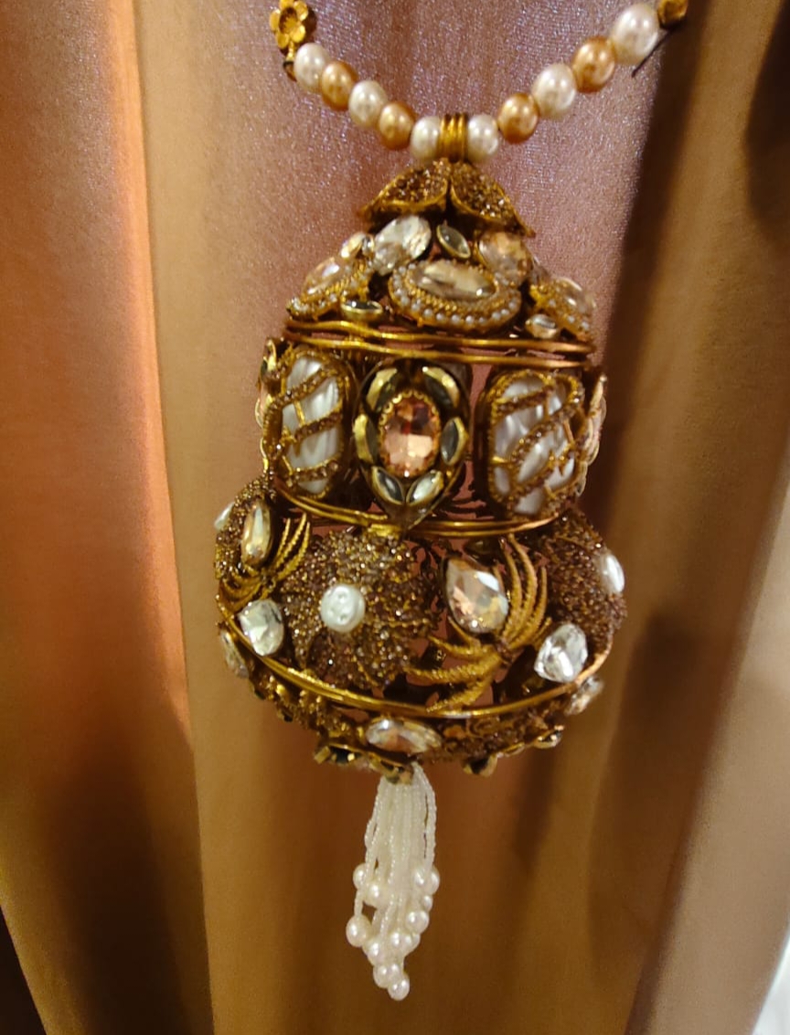 Handmade dholki clutch - Image 9