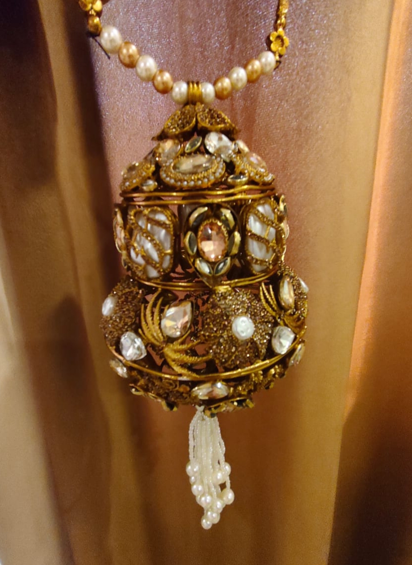 Handmade dholki clutch - Image 10