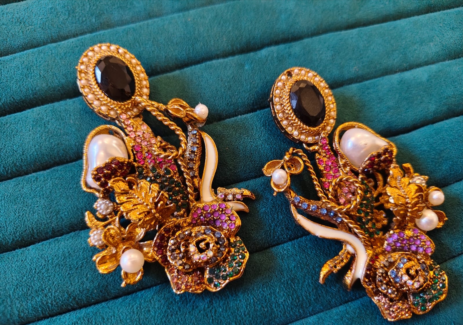 Designer handmade earing - Image 3