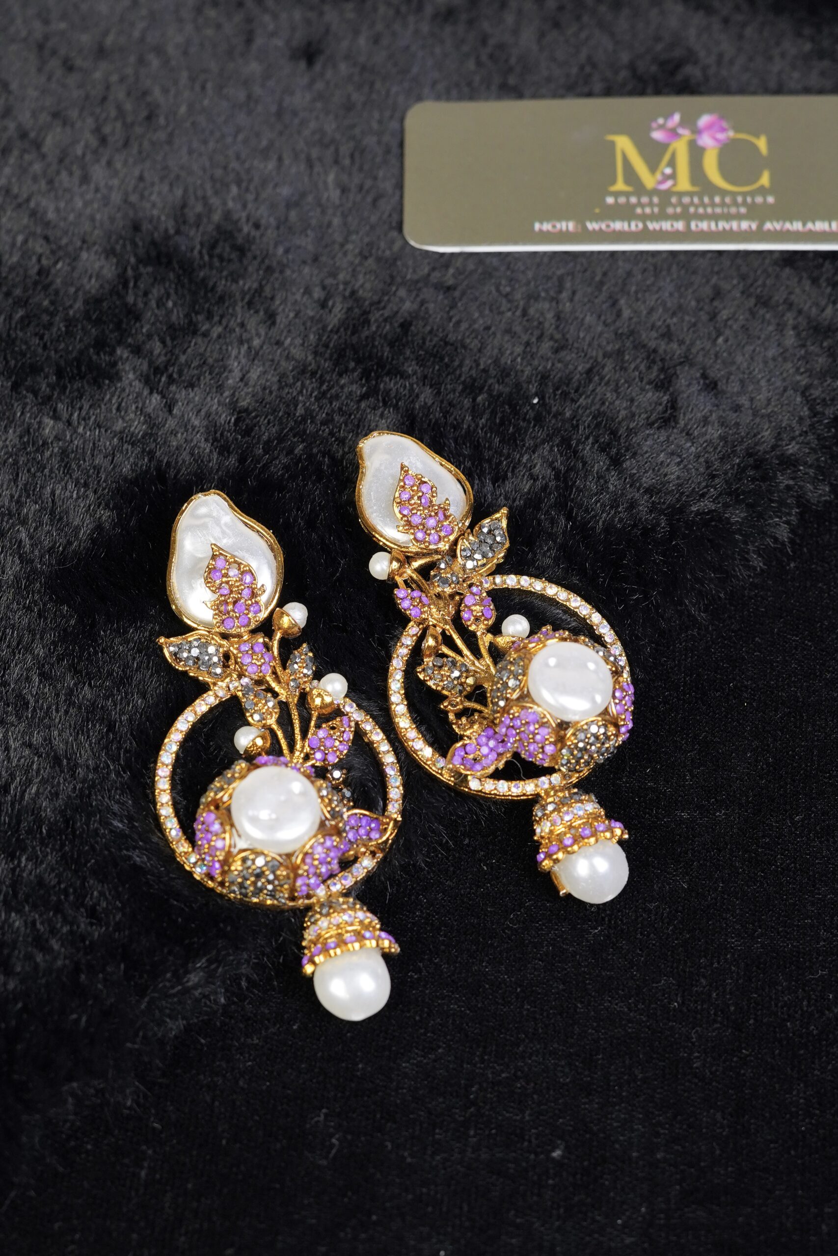 Gul_e_Noor Pearl Blossom Earring - Image 4