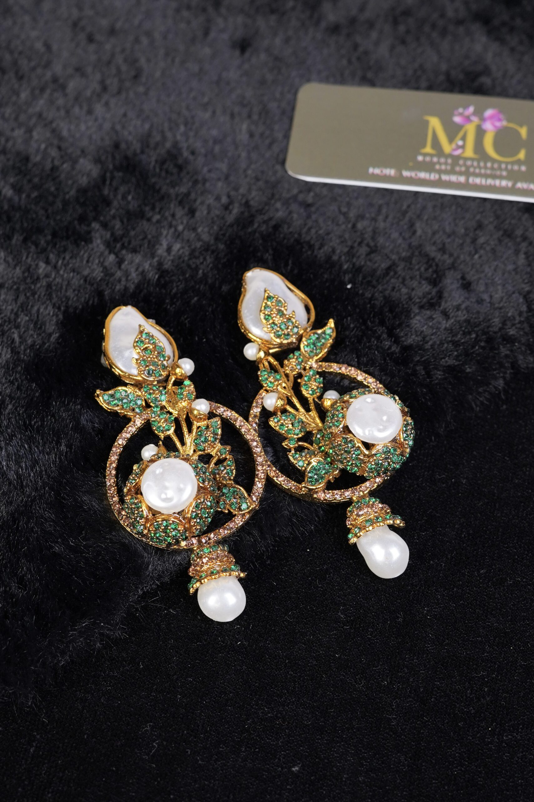 Gul_e_Noor Pearl Blossom Earring - Image 10