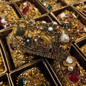 Mink Cylinder Clutch